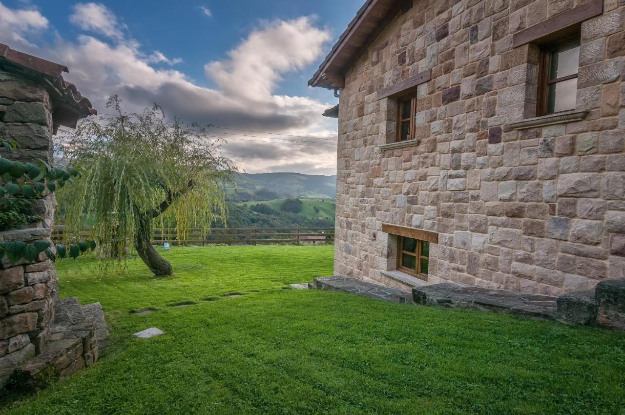 La Casa De Bustantegua Villa Selaya Luaran gambar