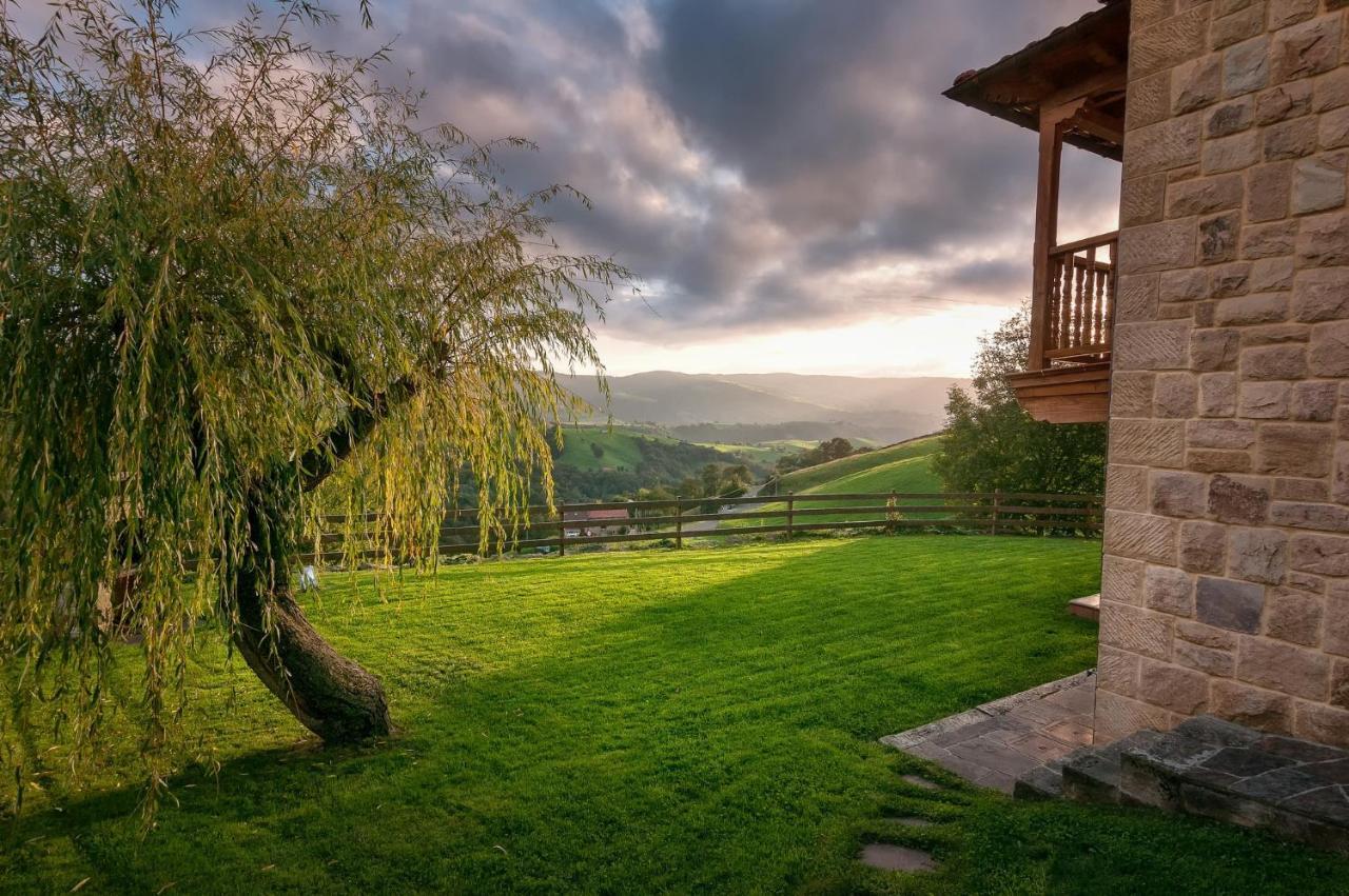 La Casa De Bustantegua Villa Selaya Luaran gambar